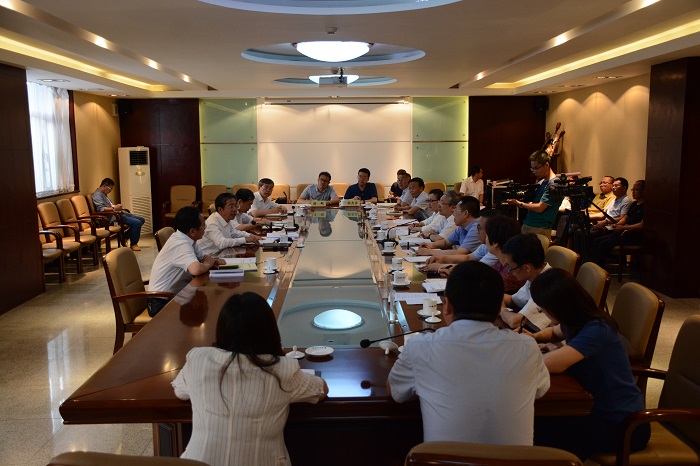 厅市共建系列报道（二十五）：张吉福在大同大学挂职大同市各党政部门干部汇报座谈会上强调:融得进  学得深  想得实  干得好