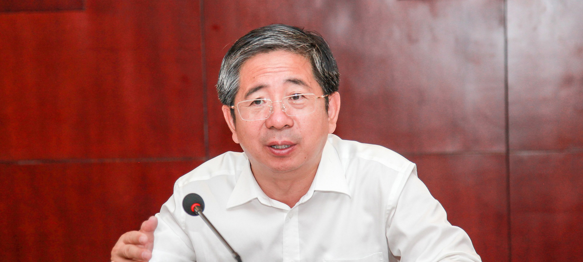 厅市共建系列报道（二十五）：张吉福在大同大学挂职大同市各党政部门干部汇报座谈会上强调:融得进  学得深  想得实  干得好