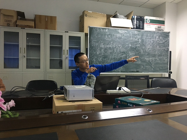 国家天文台王科博士来我校进行学术交流