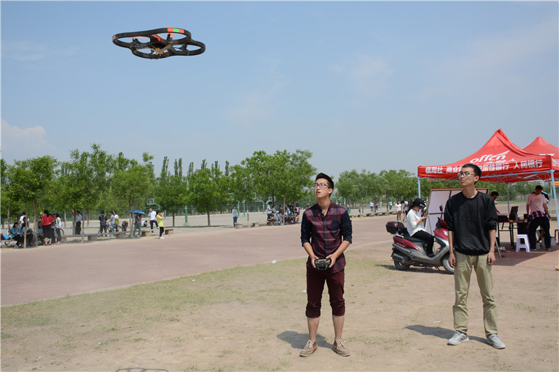 大同大学首届航空模型展成功举办