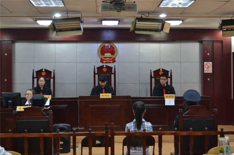 我校举办 “法系你我”模拟法庭大赛