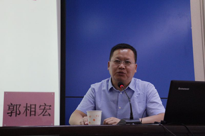 太原科技大学法学院院长郭相宏教授应邀来我校作宪法专题讲座