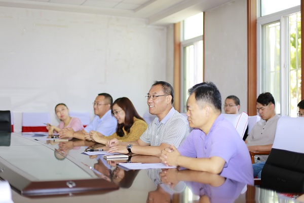 建筑与测绘工程学院召开欢送2018届毕业生座谈会