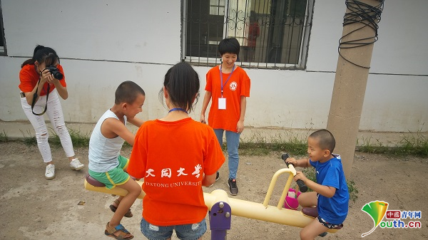 中国青年网报道：大同大学志愿者精准调研扶教 情系乡村留守儿童