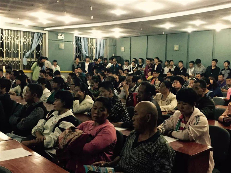 （图）化学与环境工程学院举办2015年新生家长见面交流会