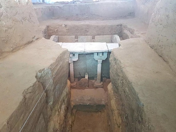 历旅学院组织教师参观北魏石椁墓