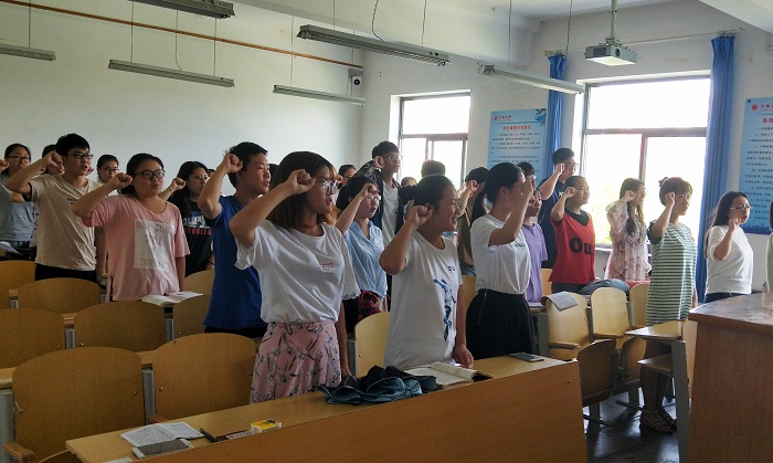 生命科学学院开展“倡导诚信考试,建立和谐校园”主题系列活动