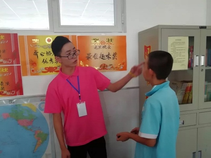 法学院开展暑期“三下乡”普法进校园活动