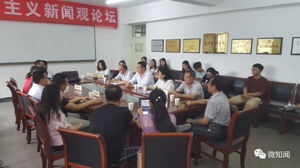 文学院召开毕业生专场招聘会