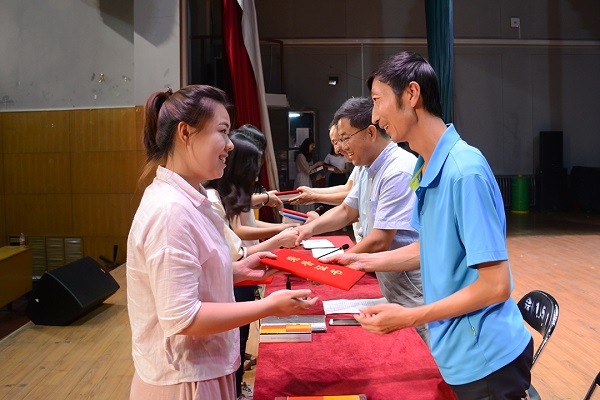 音乐学院召开“漫漫研路，砥砺前行”考研经验交流会